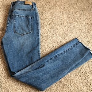 High Waisted Ankle Jegging